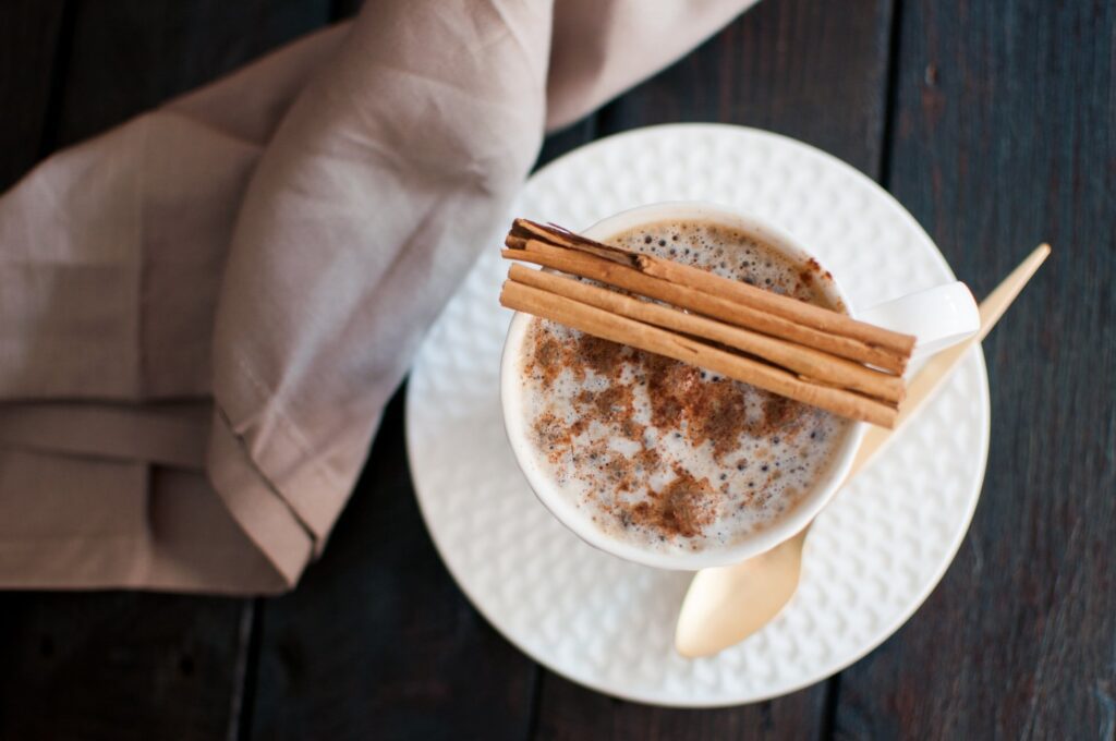 A delicious hot cup of cafe de olla.