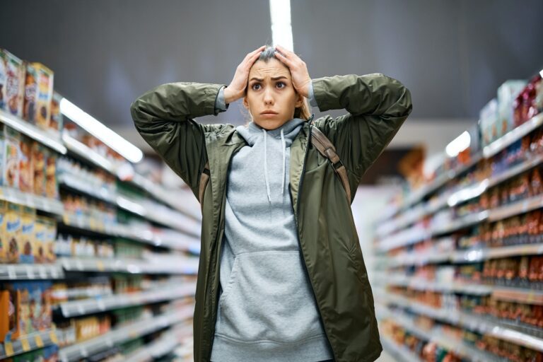 Woman lost in store and overwhelmed by choices - Specialty Coffee & Tea Catering